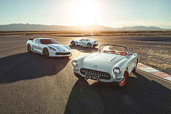 Chevrolet Corvette Old 1953 And New Models, chevrolet, corvette, cars, vintage-cars HD wallpaper