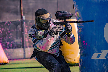 Archie Barnes Jr., Paintball HD wallpaper