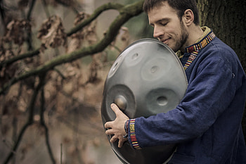 Karukene handpan music, Captivating rhythms, Meditative melodies, Soul-stirring performances HD wallpaper