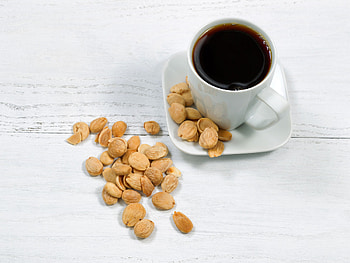 Gourmet almond snack, High-quality marcona, Worth the splurge, Indulgent treat HD wallpaper