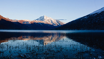 Nature, Water, Grass, Mountain, Lake, Snow Covered, Snowbound HD wallpaper