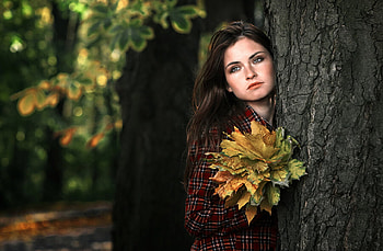 Autumn sad, trees, autumn, beautiful, woman HD wallpaper