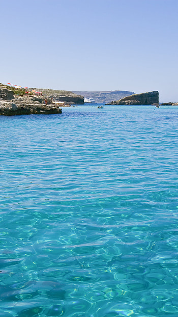 Comino Island, Blue lagoon paradise, , background HD phone wallpaper