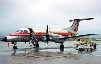 Atlantic Southeast Airlines, Seamless flight connections, Unmatched hospitality, Unforgettable travel adventures HD wallpaper