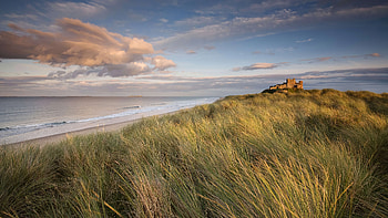 Bamburgh Castle Northumberland , landscape, ocean, nature HD wallpaper