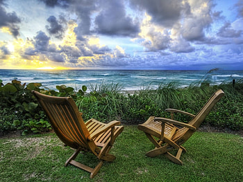 Anyone want to join me at the beach for a good conversation, conversation, beach HD wallpaper