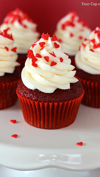 Cupcake, Red Velvet Cupcake HD phone wallpaper