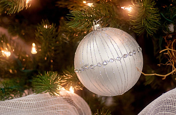Holidays, Holiday, Christmas Tree, Garland, Christmas Tree Toy HD wallpaper