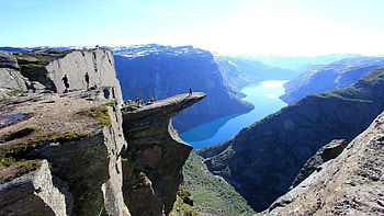 Trolltunga summit, Majestic Norwegian nature, Iconic hiking trail, Adventure seekers HD wallpaper