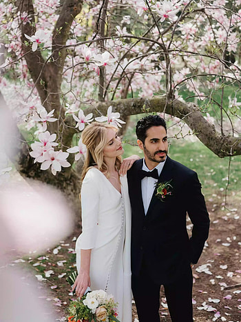 Elizabeth Lail's husband, Nieku Manshadi HD phone wallpaper