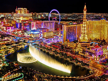 Las Vegas Skyline, Nighttime allure, City of lights, Neon delights HD wallpaper