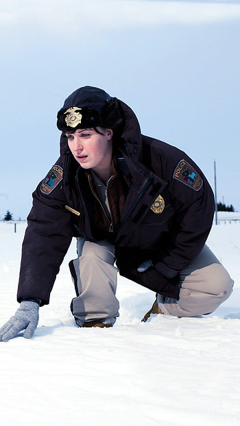 Fargo TV show, Intriguing female lead, Strong performances, Gripping narrative HD phone wallpaper