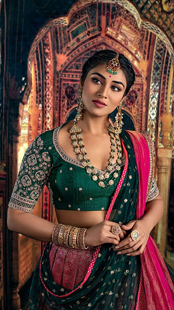 Induja Ravichandran, tamil actress, traditional HD phone wallpaper