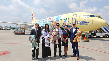 China Eastern Airlines, Shanghai Disney Resort, Duffy the Disney Bear, China Eastern Airlines HD wallpaper