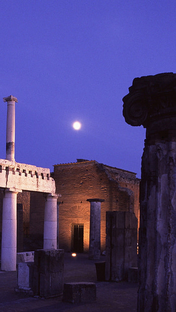 Forum of Pompeii, Archaeological site, Napoli, Campania HD phone wallpaper