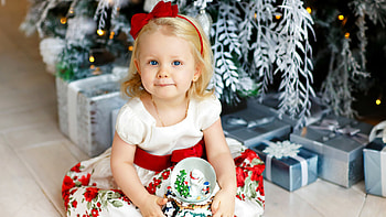 Blue Eyes White Hair Cute Little Girl Is Sitting In Christmas Decoration Gift Boxes Wearing White Red Dress Cute HD wallpaper