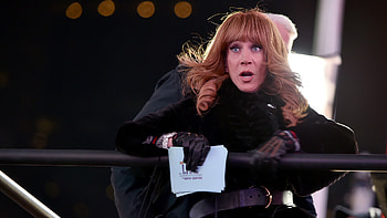 Kathy Griffin, TV celebrity, Apology, Trump incident HD wallpaper