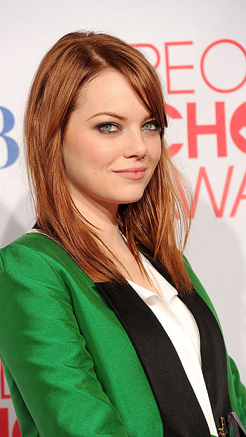 Emma Stone, Hollywood Heroine HD phone wallpaper