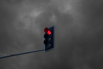 Clouds, Miscellanea, Miscellaneous, Glow, Traffic Light HD wallpaper