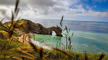 Durdle Door, Dorset, UK, rocks, coast, sea, arch, landscape, clouds, sky HD wallpaper