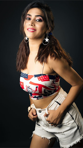 Sapna tripathy, model, navel show, cute HD phone wallpaper