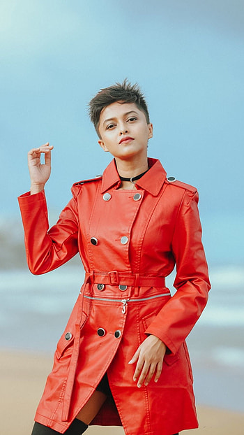 Yohani, srilankan singer HD phone wallpaper