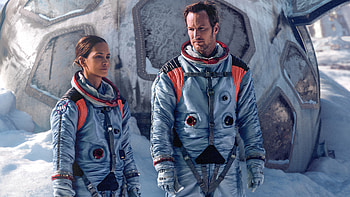 Kelly Yu Patrick Wilson John Bradley Halle Berry Moonfall HD wallpaper