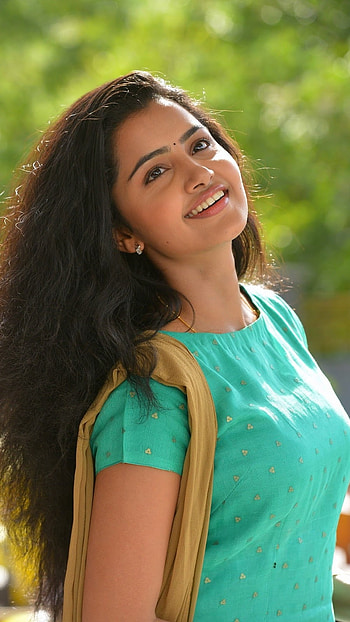 Anupama Parameswaran, Anupama South Heroine HD phone wallpaper
