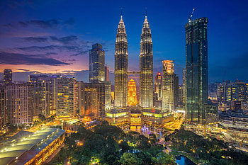 Petronas Twin Towers, Night skyline, Cityscape , Skyscraper view HD wallpaper