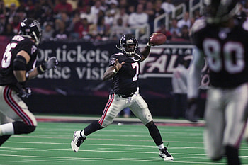 Panthers vs Falcons, Michael Vick HD wallpaper