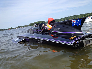 Midnight Miss hydroplane, Legendary boat, Racing legacy, Speed and precision HD wallpaper