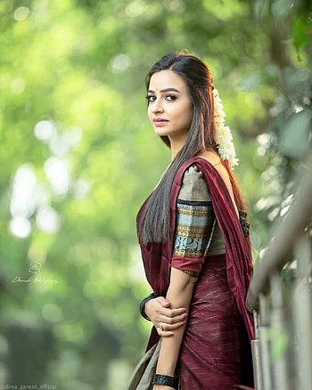 Divya Ganesh, people_in_nature, hair HD phone wallpaper