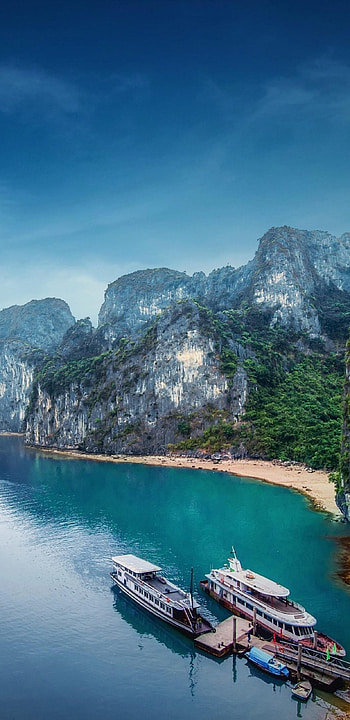 Halong Bay, Stunning views, Captivating nature, Beautiful travel HD phone wallpaper