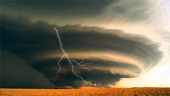 Lightning Storm Animated http://www.animated.com . HD wallpaper