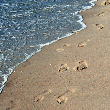 Footsteps HD phone wallpaper