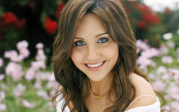 Amanda Bynes, amanda, bynes, face, nature, flowers HD wallpaper