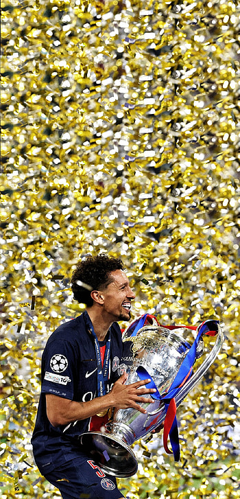 PSG UEFA Champions League Victory Featuring Marcos Aoás Corrêa, soccer, Paris Saint-Germain F.C HD phone wallpaper