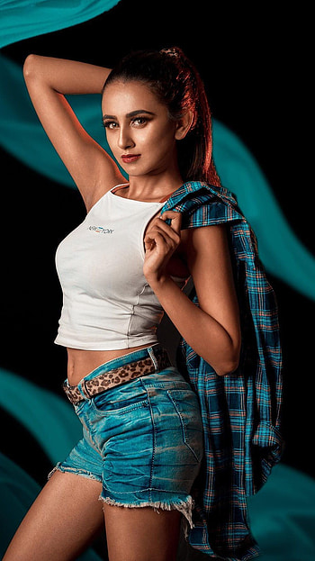 Brunda urs, model HD phone wallpaper