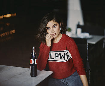 Olivia Culpo, Marled X, short hair HD wallpaper