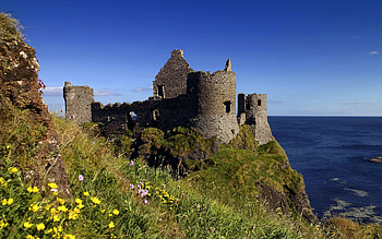 Castles of Europe, Windows 7 Theme HD wallpaper