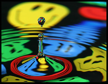 Smile, cute, drops, colors, nice, drop, 3d, abstract, smiles, water HD wallpaper