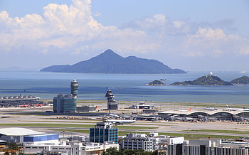 Hong Kong International Airport, Declining passenger numbers, Economic impact, Recovery efforts HD wallpaper