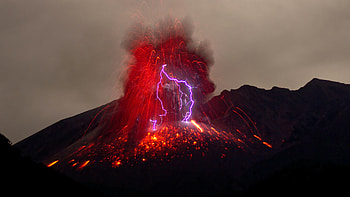 Sakurajima, Kagoshima, Japan, lava, japan, lightning, volcano, nature, mountain HD wallpaper