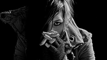 Skylar Grey, entertainment, singer, beautiful, people, celebrity, music, songwriter, black and white HD wallpaper