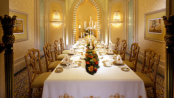 Emirates Palace Mandarin Oriental, Restaurants HD wallpaper