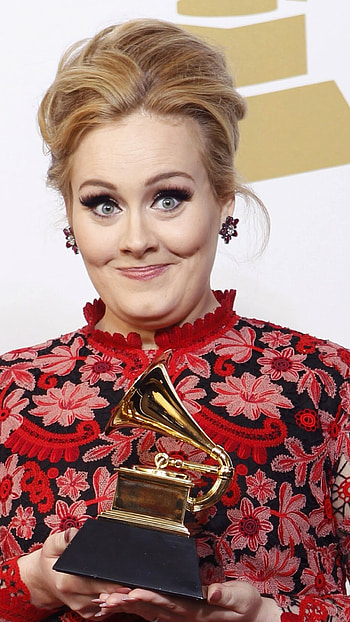 Adele in popular celebs, Grammys best celebrity, Singer-songwriter, Red carpet glam HD phone wallpaper