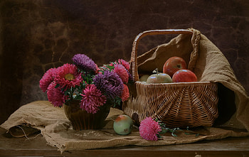 Still life, Apples, Asters, Basket, Stilllife HD wallpaper