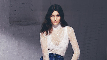 Bella Hadid, Elle hoot, White top HD wallpaper