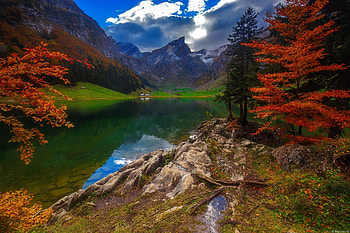 Mountain lake in early autumn, hills, fall, beautiful, serenity, tranquil, mountain, lake, reflection, view, autumn HD wallpaper