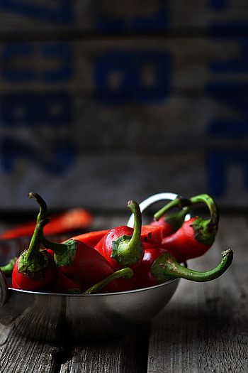 Stuffed peppers, Fiery graphy, Spicy culinary delight, Food and drink HD phone wallpaper